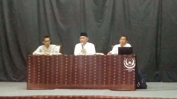 Muliakan tamu, Panitia Konferensi dan Grand Launching Universitas Darunnajah, totalitas bekerja. Muliakan tamu, Panitia Konferensi dan Grand Launching Universitas Darunnajah, totalitas bekerja.