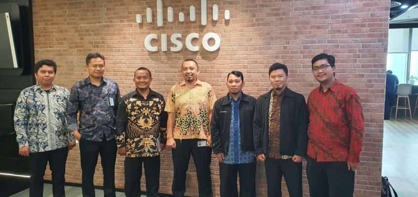 Tingkatkan SDM, Fakultas Saintek Universitas Darunnajah Jajaki kerjasama dengan Cisco Networking Academy Kerja sana antara Universitas Darunnajah dan Cisco Network Academy.