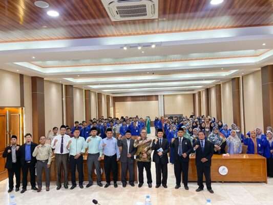 Hadiri Kuliah Umum, Guru Besar UIN Jakarta Sampaikan ini…. Hadiri Kuliah Umum, Guru Besar UIN Jakarta Sampaikan ini….