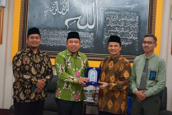 Bangun Silaturahmi UDN bersama Pemerintah Kabupaten Siak Bangun Silaturahmi UDN bersama Pemerintah Kabupaten Siak