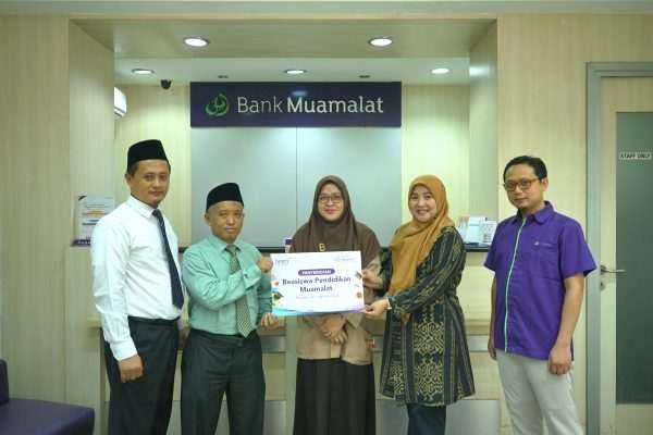 Sinergi Universitas Darunnajah dan Bank Muamalat: Langkah Nyata untuk Pendidikan Sinergi Universitas Darunnajah dan Bank Muamalat: Langkah Nyata untuk Pendidikan