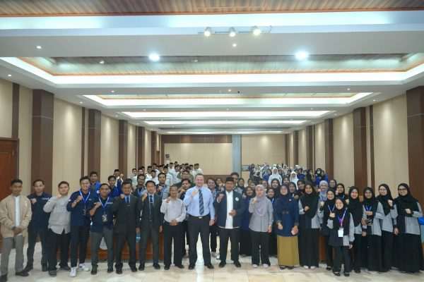 Kolaborasi Internasional: Pertukaran Budaya UDN dan USIM Sukses Digelar Kolaborasi Internasional: Pertukaran Budaya UDN dan USIM Sukses Digelar
