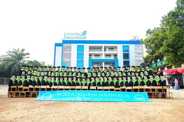 Wisuda: Lebih dari Sekedar Ceremoni, tapi tentang legacy perjuangan dan keilmuan Wisuda: Lebih dari Sekedar Ceremoni, tapi tentang legacy perjuangan dan keilmuan
