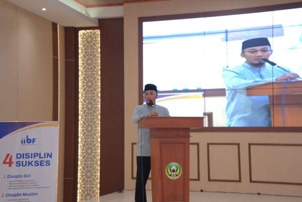 KH. Hadiyanto Arief : Misi yang Sama, Sodagar Muslim Harus Bergerak Bersama KH. Hadiyanto Arief : Misi yang Sama, Sodagar Muslim Harus Bergerak Bersama