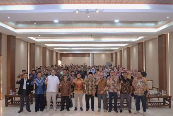 Bapak Widodo di Indonesian Islamic Business Forum: Kuasai Pasar dan Jadilah Ahli Bapak Widodo di Indonesian Islamic Business Forum: Kuasai Pasar dan Jadilah Ahli