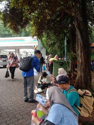 Sosialisasi Pendaftaran Universitas Darunnajah di Tengah Liburan Ragunan Sosialisasi Pendaftaran Universitas Darunnajah di Tengah Liburan Ragunan