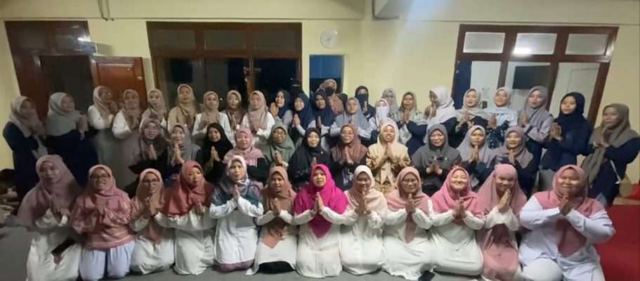 HMP PIAUD Gelar Buka Puasa Bersama, Pererat Silaturahmi Antar Mahasiswa dan Dosen HMP PIAUD Gelar Buka Puasa Bersama, Pererat Silaturahmi Antar Mahasiswa dan Dosen