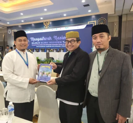 UDN Jakarta dan UMI Makassar Perkuat Sinergi di Munas XI MUI: Kawal Keputusan dan Tata Kelola Pesantren Nasional UDN Jakarta dan UMI Makassar Perkuat Sinergi di Munas XI MUI: Kawal Keputusan dan Tata Kelola Pesantren Nasional