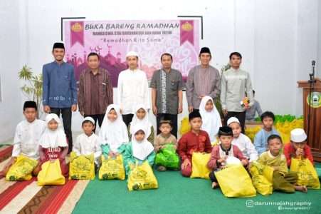 Buka Puasa Bersama dan Santunan Anak Yatim.