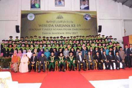 Perayaan Wisuda 2016/2017 Eps. 1 STAI Darunnajah