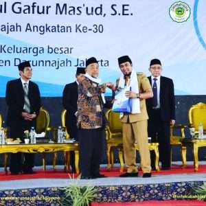 Silaturahmi Bupati penajam paser utara Bapak. H. Abdul Gafur Mas’ud, S.E. Dengan pimpinan dan guru administratur di pondok pesantren darunnajah