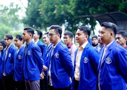 Perdana, Mahasiswa STAI Darunnajah Ikuti Apel Tahunan 1 Perdana, Mahasiswa STAI Darunnajah Ikuti Apel Tahunan