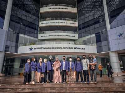 Mahasiswa Program Studi Manajemen Pendidikan Islam STAI Darunnajah Datangi Perpustakaan Nasional