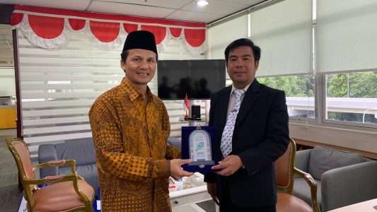 Penandatanganan Kerjasama Dengan Atase Pendidikan dan Kebudayaan KBRI Malaysia