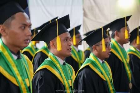 Selamat Dan Sukses Wisuda Sarjana Angkatan Ke-24