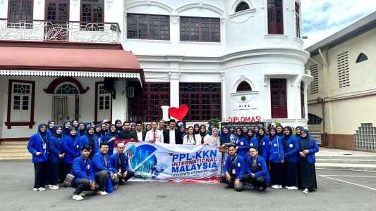 Mahasiswa Administrasi Bisnis Ikuti KKN Internasional