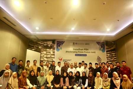 Tim Halal Center Universitas Darunnajah Mengikuti Pelatihan Pendampingan Proses Produk Halal Di hotel Ibis Harmoni Jakarta Pusat