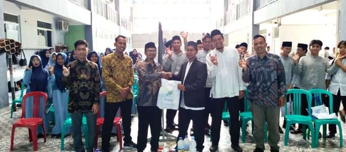 SANTRI ZAMAN NOW DI PESANTREN TAHFIZH INSAN PRATAMA SUKAMULYA TANGERANG