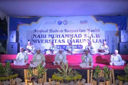 Meriahkan Maulid Nabi, Universitas Darunnajah Sukses Gelar Festival Hadroh Banjari