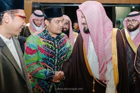 Imam dan Khatib Masjid Nabawi, Syekh Dr. Ahmad bin Ali Al-Hudhaifi Akan Mengunjungi Darunnajah