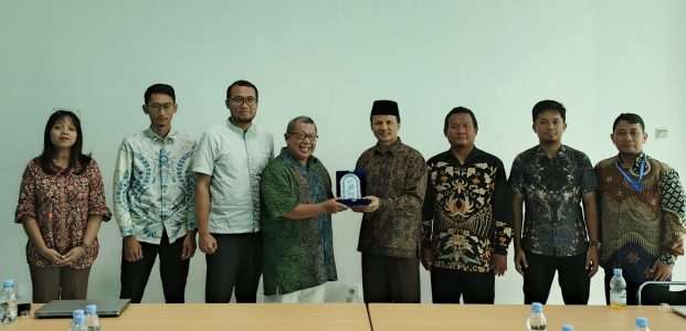 Perkuat Bidang Teknologi: Rektor Universitas Darunnajah Menandatangani Nota Kesepahaman dengan Rektor Institut Teknologi Tangerang Selatan