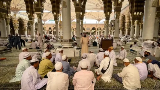 Madrasah Kehidupan dan Keteladanan Ulama