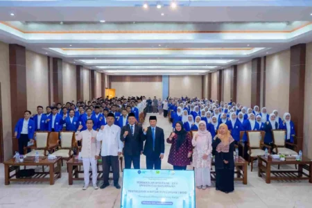 Seminar Pembekalan Persiapan Memasuki Dunia Kerja di Universitas Darunnajah