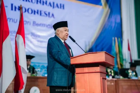 Pesan Din Syamsuddin di Wisuda ke 26 di Universitas Darunnajah