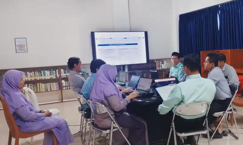 Rapat Koordinasi bersama Wakil Rektor II untuk Tingkatkan Kinerja dan Pelayanan