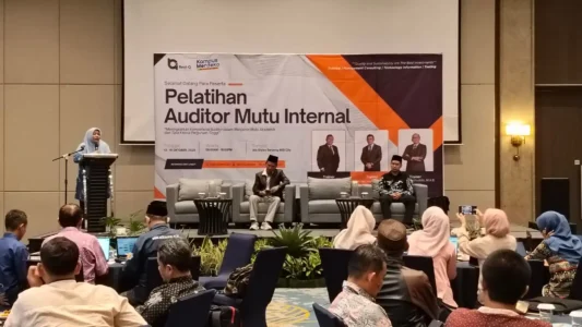 Pengelola Universitas Darunnajah Ikuti Pelatihan Auditor Mutu Internal