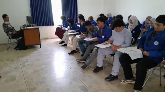 UTS Ganjil 2025–2026 di Universitas Darunnajah Berjalan Sukses